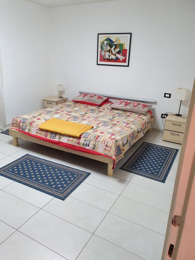לואינו Villa Monica מראה חיצוני תמונה